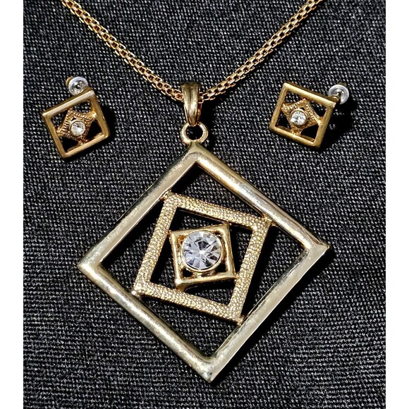 Vintage Necklace Earrings Set Geometric \ Gold Tone w Crystal Pierced Posts EUC! - Picture 8 of 8